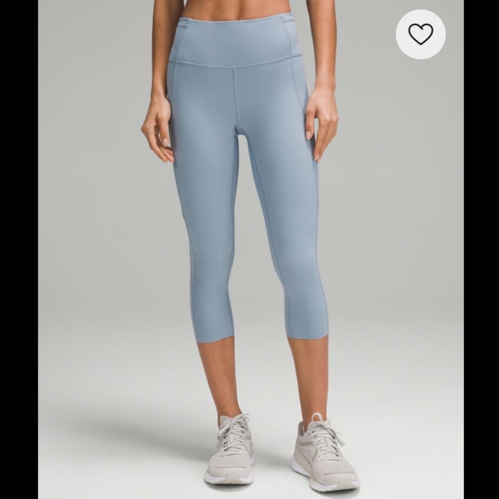 Lululemon Fast and Free Crop 19” Leggings - Concrete Blue - Size 4 - Like New